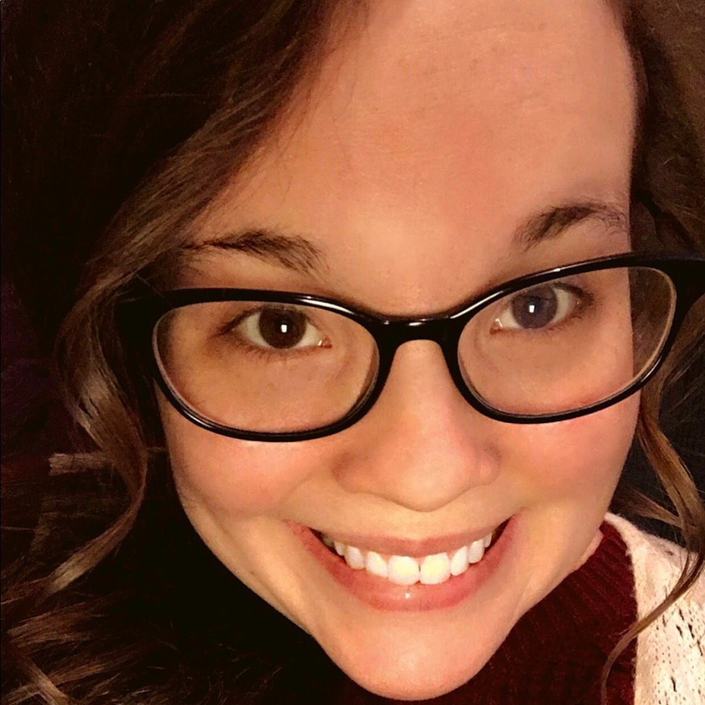 Meet your Posher, Makaila